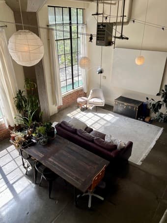 Fully Furnished 2 Bed/1 Bath Loft Condo - Emeryville 3