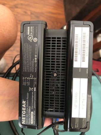 Internet modem Router For Sale Netgear 2