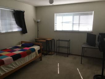 Large Sunlit Private Room, close to Apple, 15 min Stanford 1