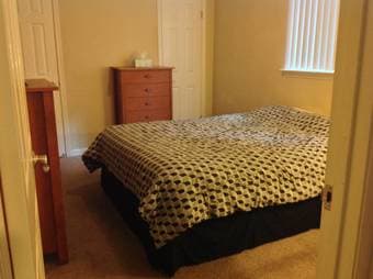Room to rent in calm Menlo Park neighborhood - close to 101 1