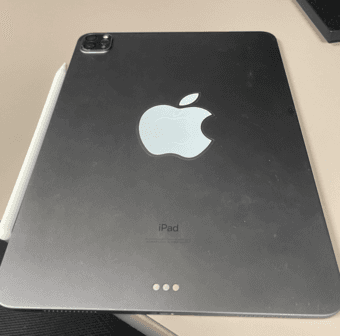 IPAD Pro 11in 128Gb wifi + apple pencil2 (like new) 2