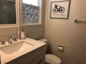 1 bed/1 bath apartment in downtown Menlo Park, July 2 to August 6 3
