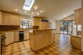 1BD +private bathroom in Sharon Heights Mansion with hot tub, $1300/mo 4