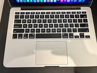 2015 MacBook Pro 13" (i5, 8GB RAM, 1TB SSD) 4