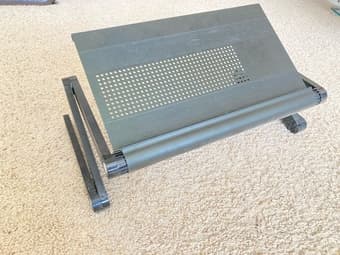Adjustable laptop stand 1