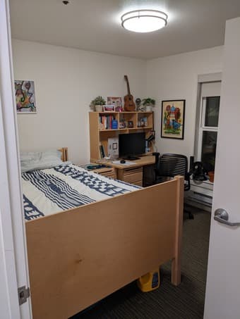 Rains Renovated 4BR/2B (group/individual) Early June - August 4