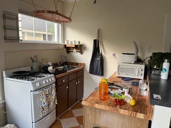 Sublet Downtown Palo Alto, furnished, June 1 - Aug 31 1