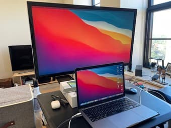Samsung 28-Inch Monitor 2