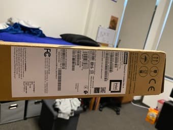 Lenovo ThinkPad X1 Carbon Gen 9 (14", Intel) Laptop 2