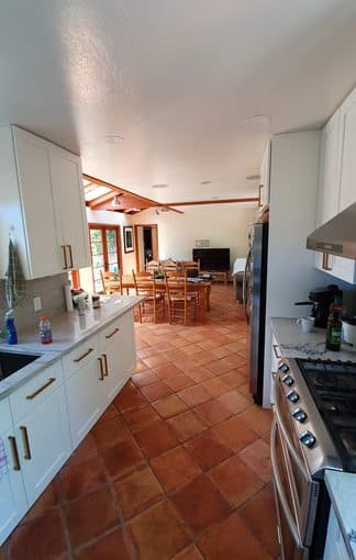 Sunny Master Bedroom in Lovely Palo Alto House, Jun 15 - Sep 30 3