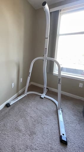 NEW Everlast Boxing Heavy Bag Stand+pre-filled punching bag/heavy bag 2