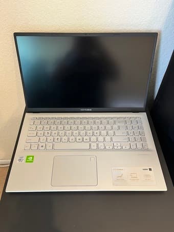 Asus VivoBook 15 Thin + Light Laptop (Light Image Editing + Gaming) 2