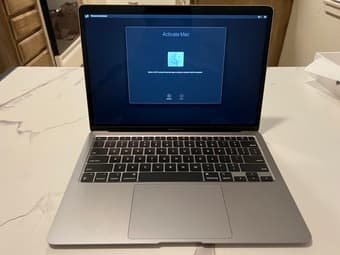 2020 MacBook Air 13" (M1 / Apple Silicon / 8GB RAM / 256GB SSD) 3