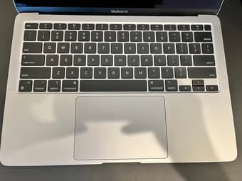 2020 MacBook Air 13" (M1 / Apple Silicon / 8GB RAM / 256GB SSD) 3