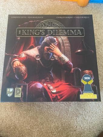 [Used] King's Dilemma 1