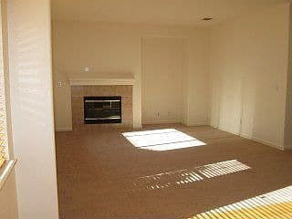 Room Available in beautiful big house 3