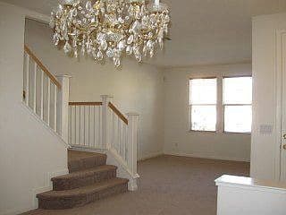 Room Available in beautiful big house 4