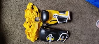 Boxing gloves for sale! 1