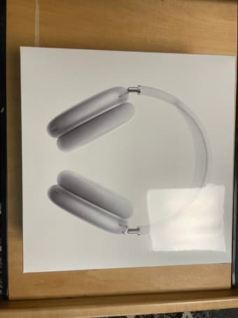 Brand New AIRPODS MAX 2