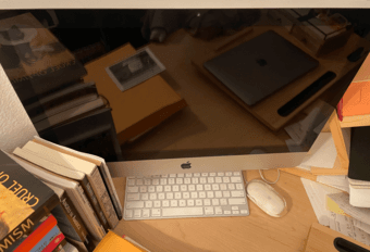 iMac desktop computer 2