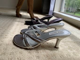 Women’s dress slippers size 7 2