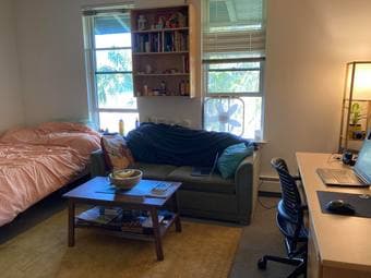Sublet Studio Escondido Village on campus - August 12 - Sept 3 1