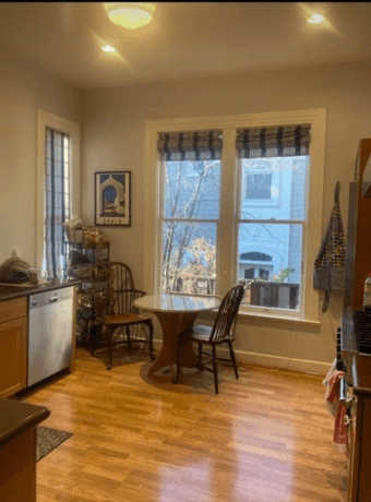 2 rooms spacious Victorian house downtown Palo Alto 2