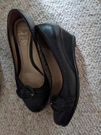 SHOES: women's flats/heels - size 7.5 1