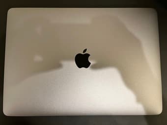 2018 MacBook Pro 13" (i5, 16GB RAM, 512GB SSD) Like-New + New Battery 3