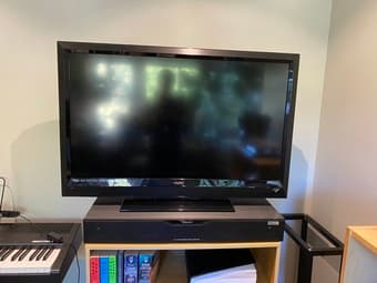 42-inch Vizio TV and Klipsch SB120 sound bar 1