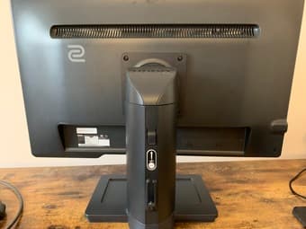 Gently Used 24" 1080p 144hz BenQ Monitor 2