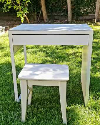 FREE small white desk with matching stool 2