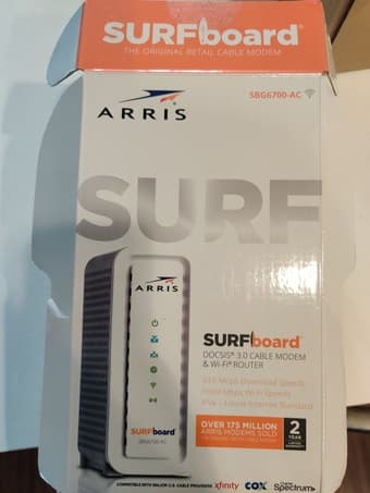 ARRIS - SURFboard AC1600 Dual-Band Router with DOCSIS 3.0 Cable Modem 2