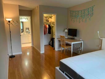 Large Master Suite w/ Bathroom and Walk-in Closet | Palo Alto (Sept 1) 1
