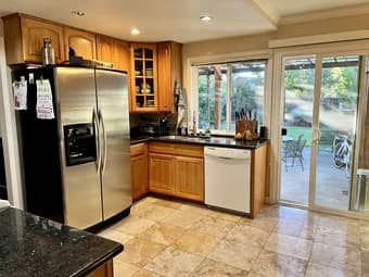 Room in 3 bd/2.5 ba house available – Aug 1 3