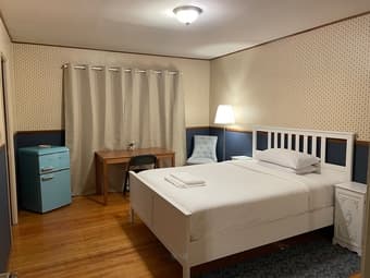 Quiet and comfortable room 2