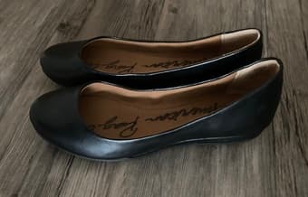 Black dressy women's shoe 4