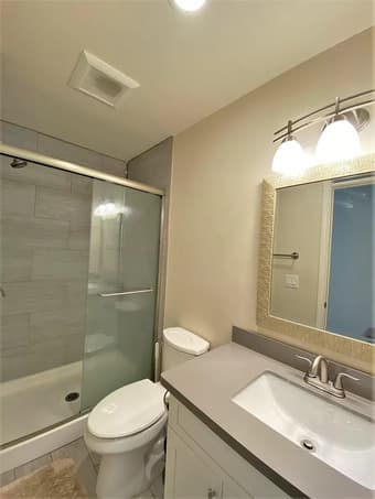 1 bedroom in a 3bhk apartment in Mountain View starting end of August 2