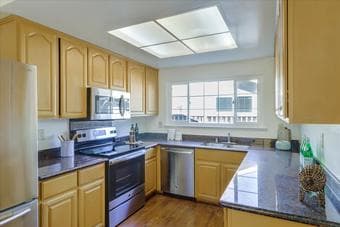 3 Bed 2 Bath house in Sunnyvale for rent starting 20th August 3