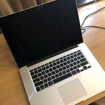 Macbook Retina 15, Mid 2015, 2.5GHz i7, 512GB SSD, 16GB DDR, good cond 2