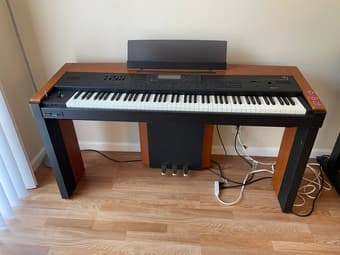 Keyboard and Interactive Music Workstation 1