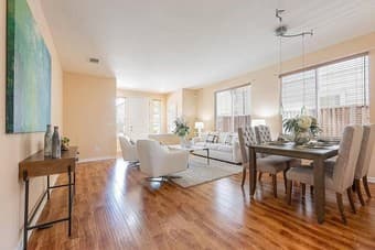 4 Bedroom / 2 1/2 bath spacious house at Univ Sq (behind Home Depot) 2