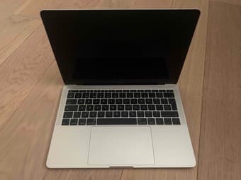 McBook Pro 13" 2017 LIKE NEW Silver Dual-Core Intel Core i5 1