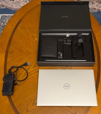 DELL XPS 17 9700 1