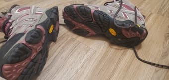 Merrell Moab waterproof womens hiking shoes size 7.5 4