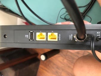 Internet modem router for sale - Xfinity - Negotiable 2