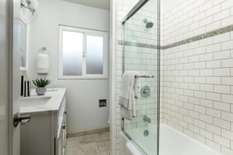 3 bedroom house in Mountain View 2