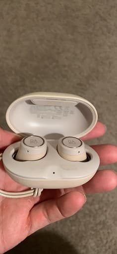 B&O E8 Wireless Bluetooth Earphones 2