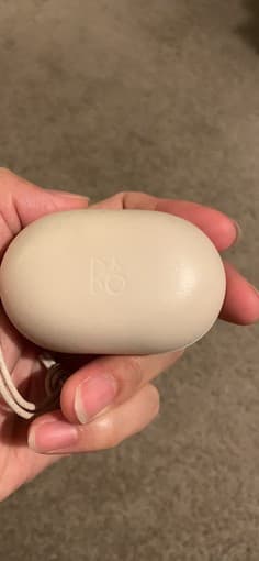 B&O E8 Wireless Bluetooth Earphones 3