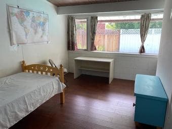 $1290 Furnished room in Palo Alto house for rent now. 4